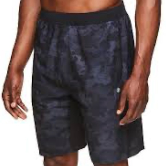 GAIAM men’s athletic camo print shorts. Black. Size Small. Elastic waist. - Picture 12 of 12